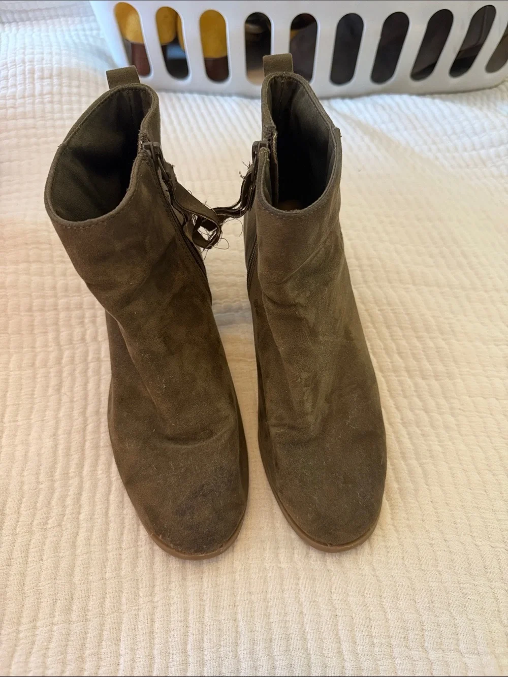 Old Navy classic suede